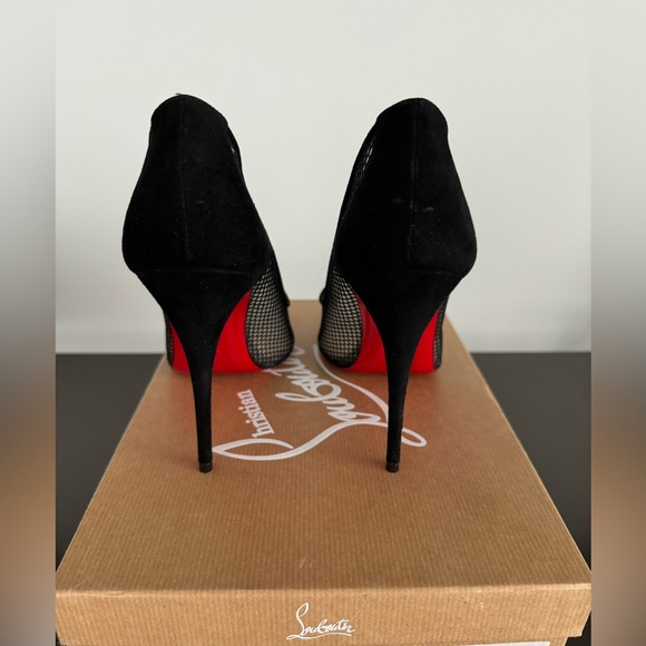 Christian Louboutin Fishnet Suede Follies Resille 100 Pumps - 38.5 - Picture 3 of 7